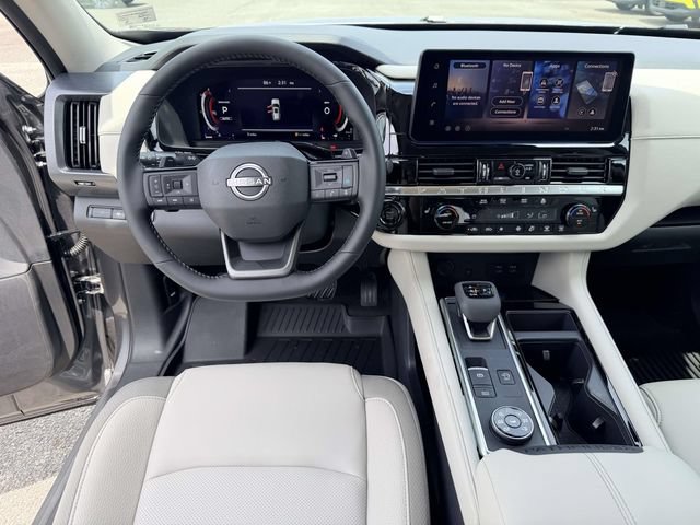 New 2026 Nissan Pathfinder SL AWD/4WD image 17