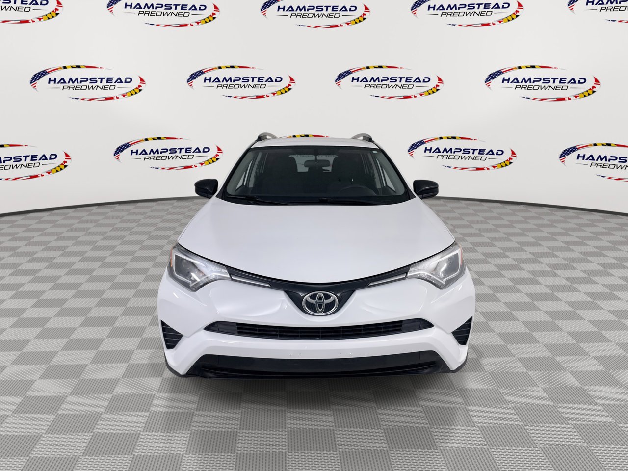 Used 2016 Toyota RAV4 LE AWD/4WD image 3