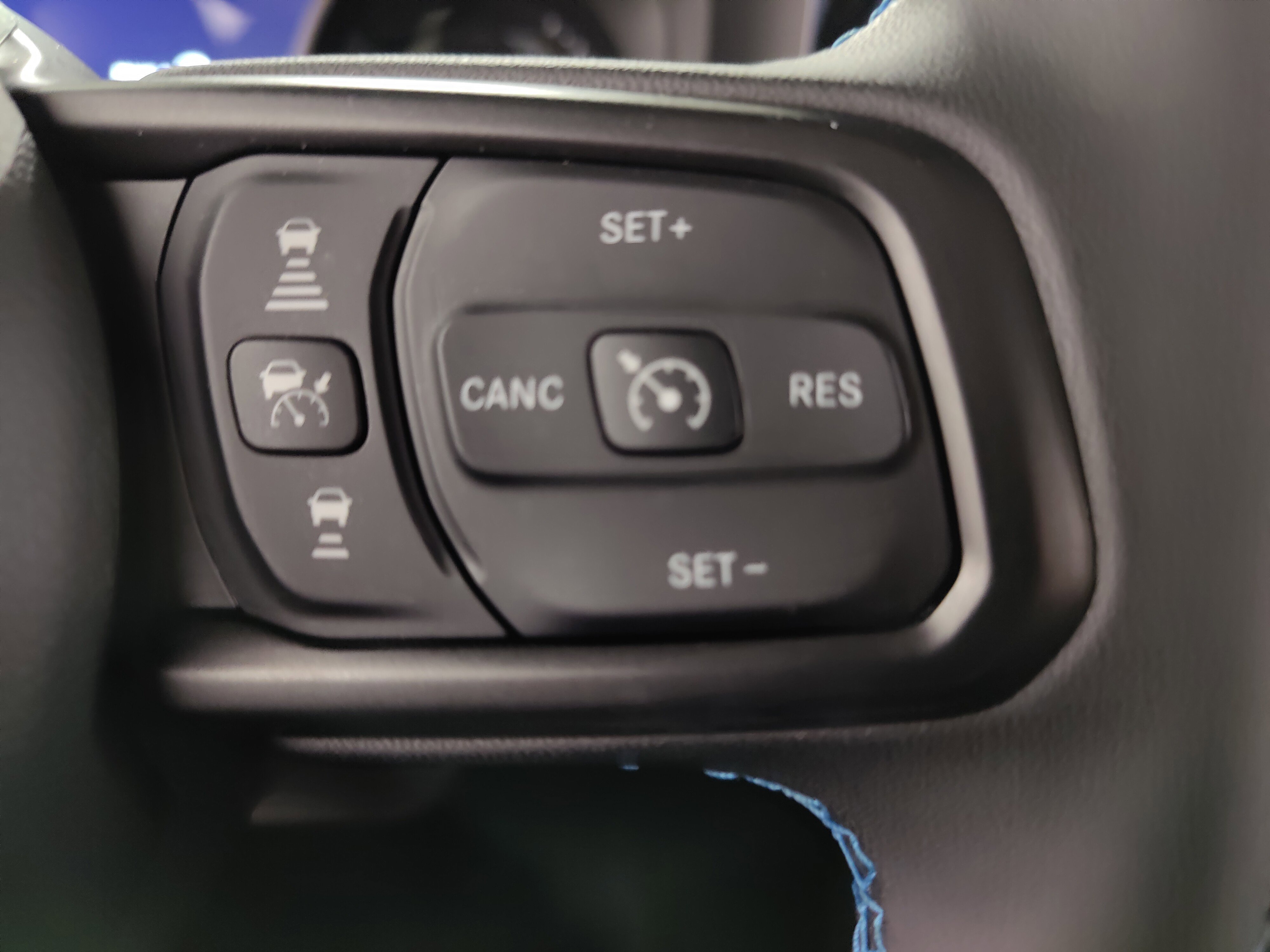 Used 2024 Jeep Wrangler Unlimited Rubicon 4xe w/ Technology Group image 29