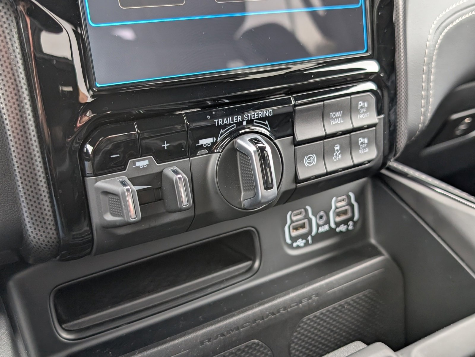 Used 2024 RAM 2500 Limited image 20