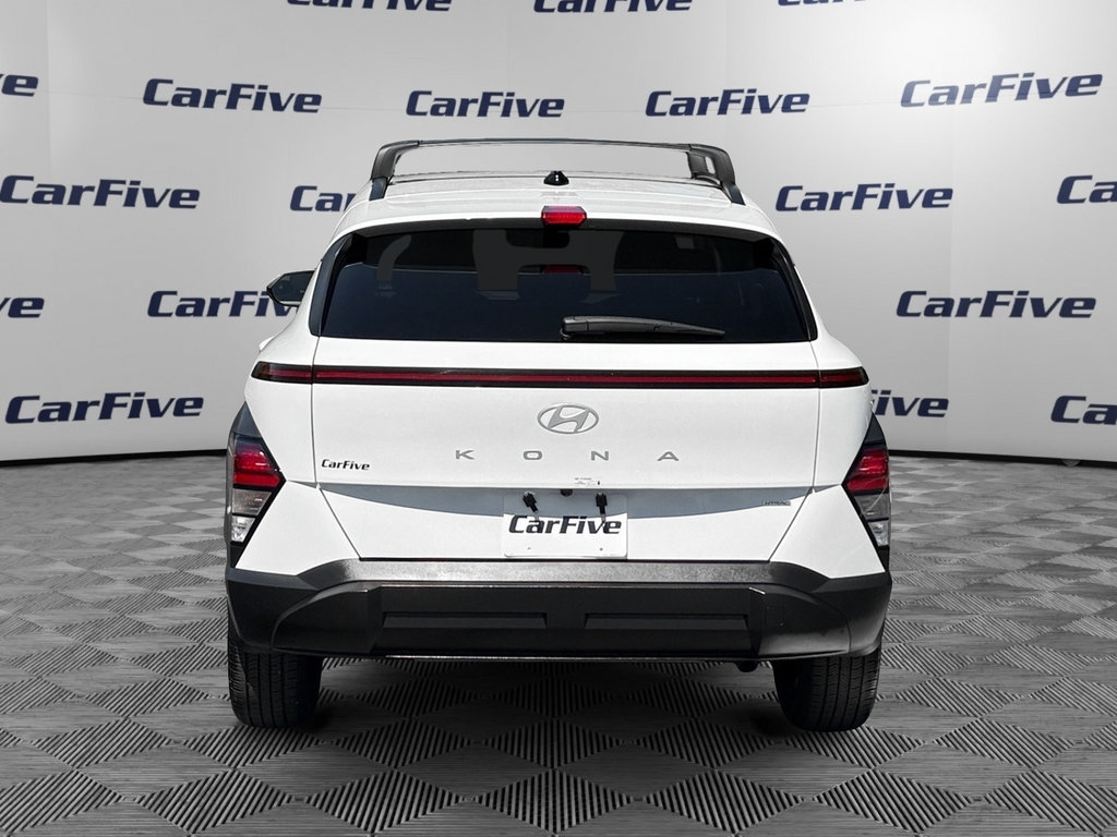 Used 2025 Hyundai Kona SEL AWD/4WD image 4