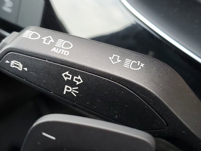 Used 2025 Audi Q7 3.0T Premium Plus image 11