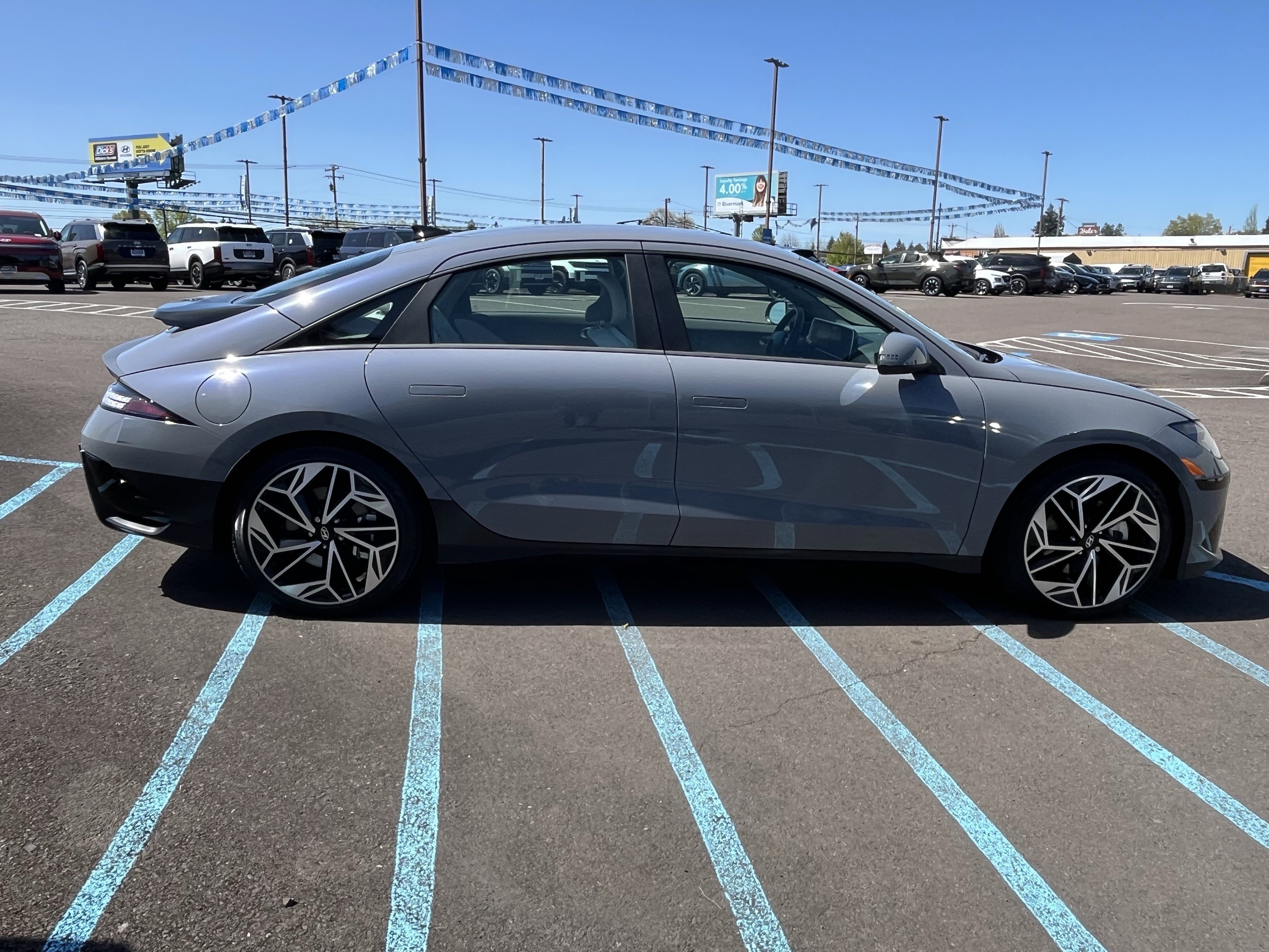 Used 2024 Hyundai Ioniq 6 SEL AWD/4WD image 6