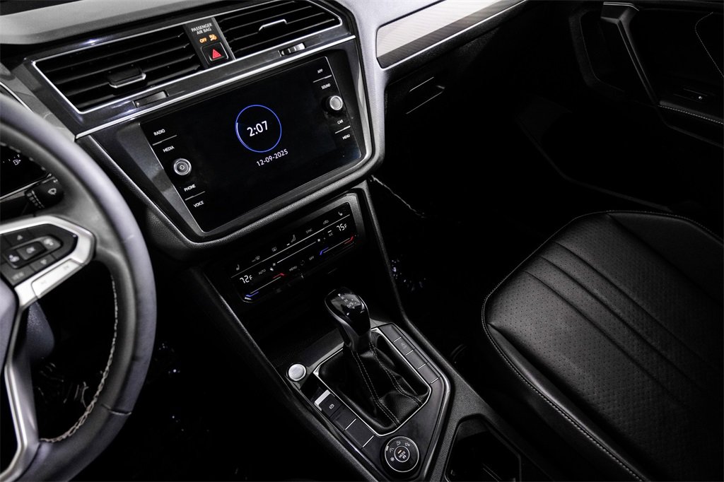 Used 2022 Volkswagen Tiguan SE image 24