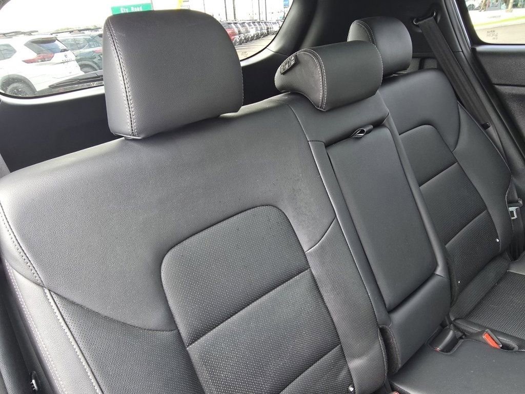 Used 2022 Kia Sportage Nightfall Edition w/ Nighfall AWD Premium Package image 18