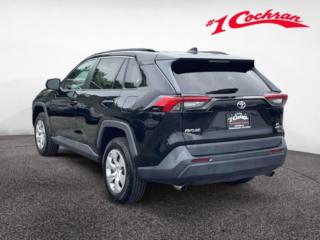 Used 2020 Toyota RAV4 LE AWD/4WD image 9