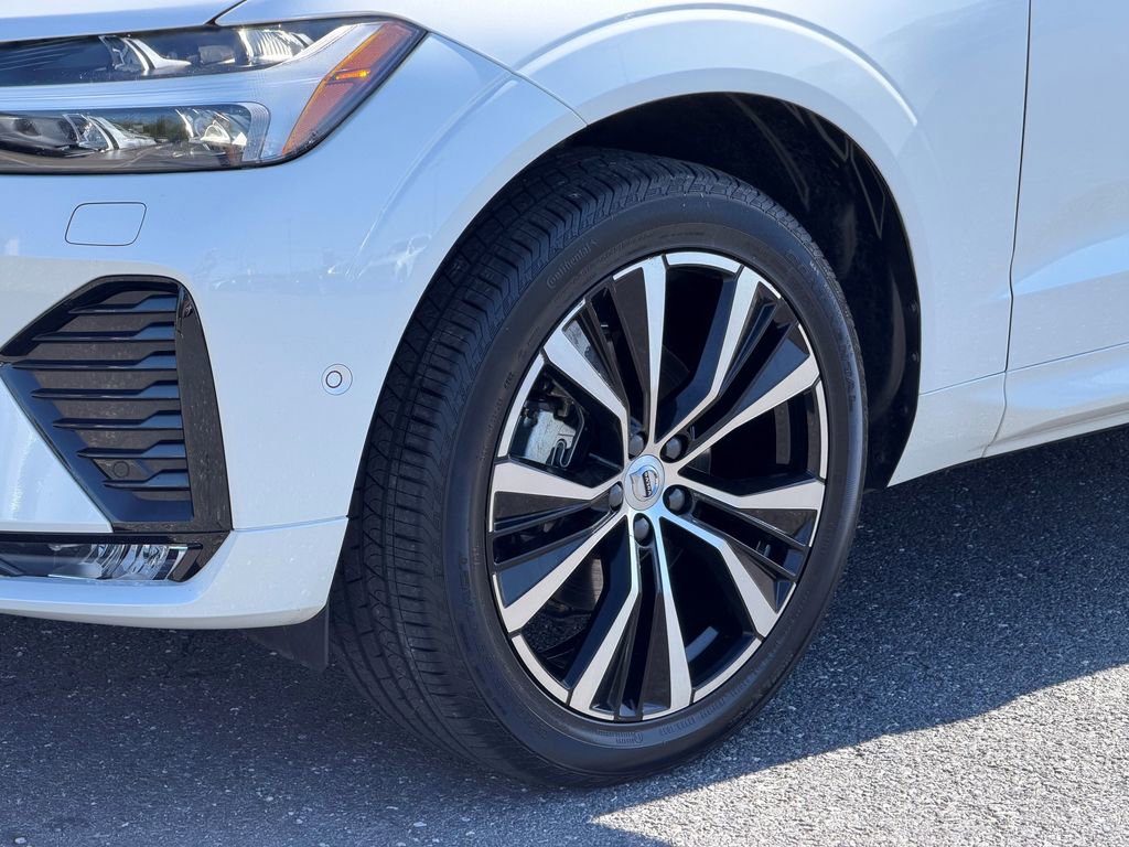 Used 2024 Volvo XC60 B5 Plus w/ Climate Package AWD/4WD image 8