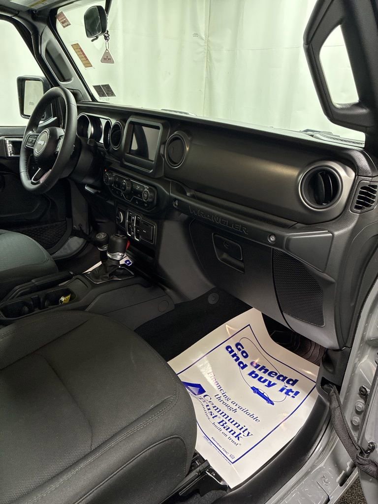 Used 2023 Jeep Wrangler Unlimited image 28