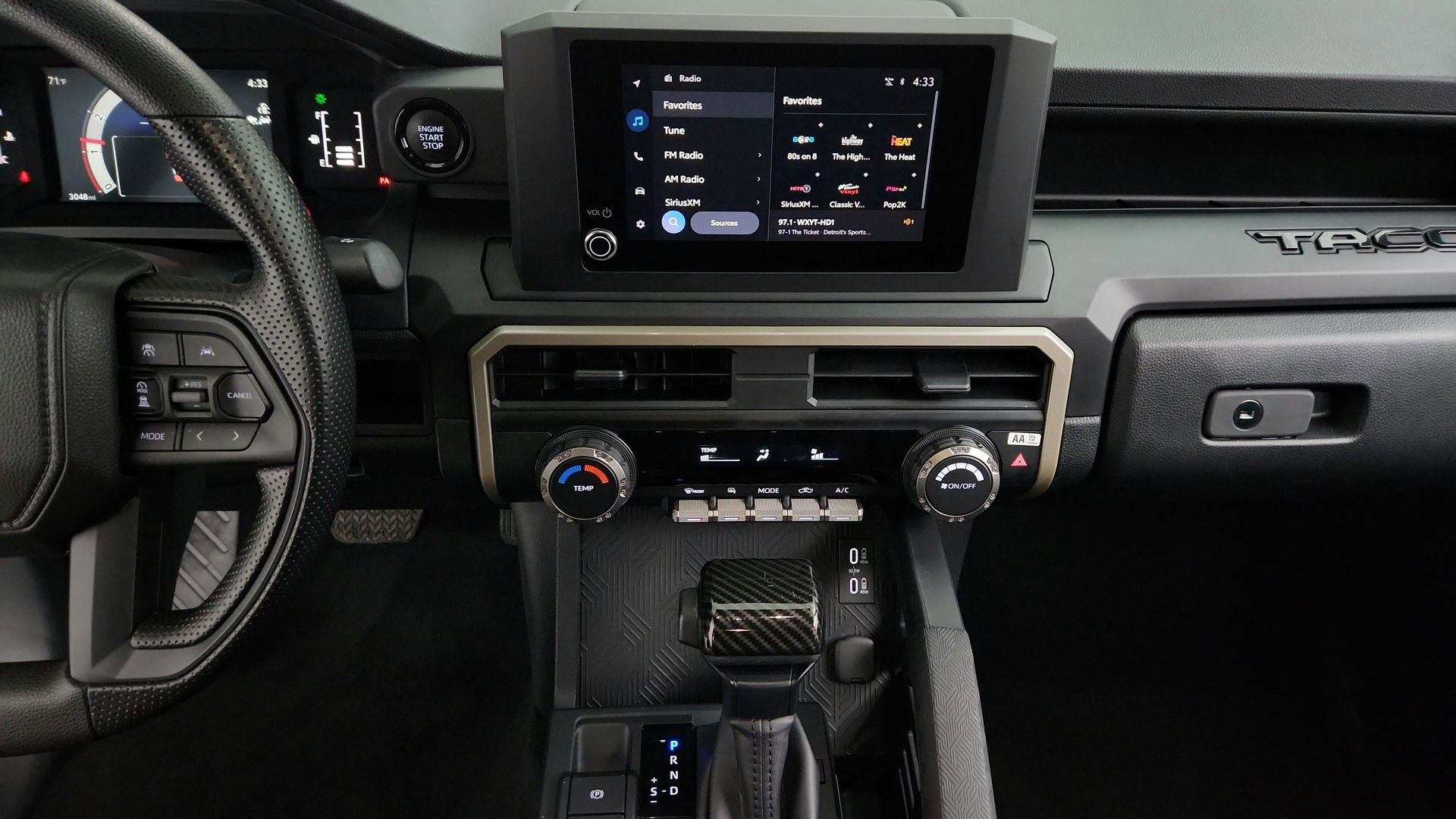 Used 2025 Toyota Tacoma SR AWD/4WD image 16