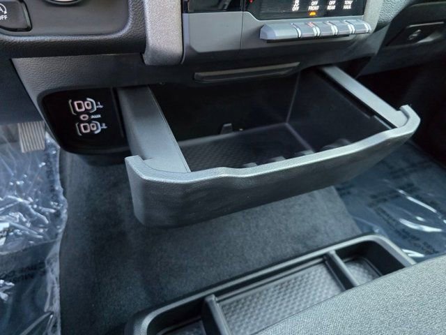 New 2026 RAM 1500 Tradesman AWD/4WD image 25