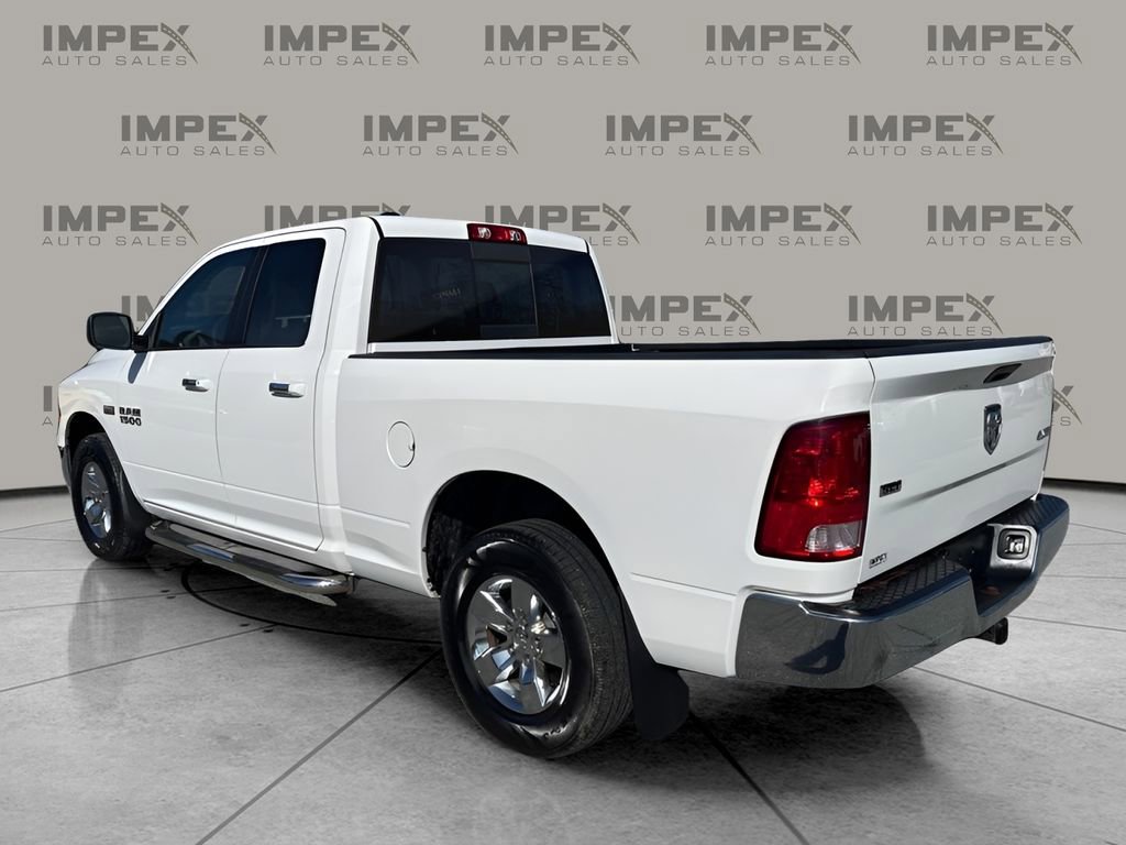 Used 2017 RAM 1500 Classic SLT image 3