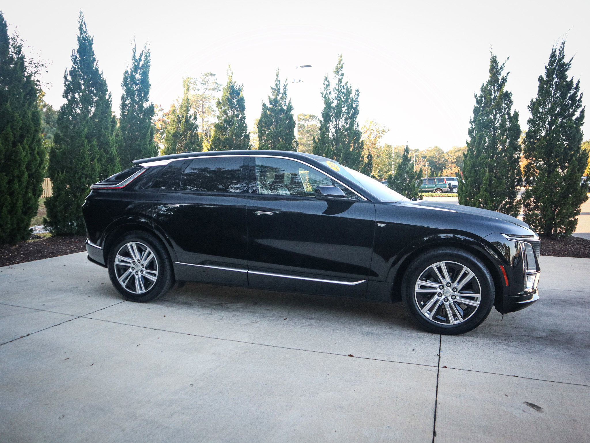 Used 2024 Cadillac Lyriq Tech image 11