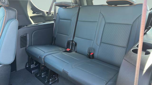New 2026 GMC Yukon XL AT4 w/ AT4 Premium Package AWD/4WD image 22