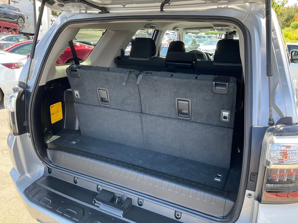 Used 2021 Toyota 4Runner SR5 RWD image 9