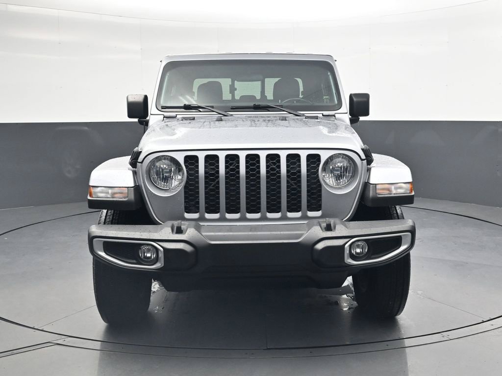 Used 2021 Jeep Gladiator Sport AWD/4WD image 15