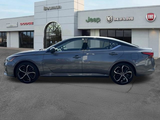 Used 2024 Nissan Altima 2.5 SR FWD image 4