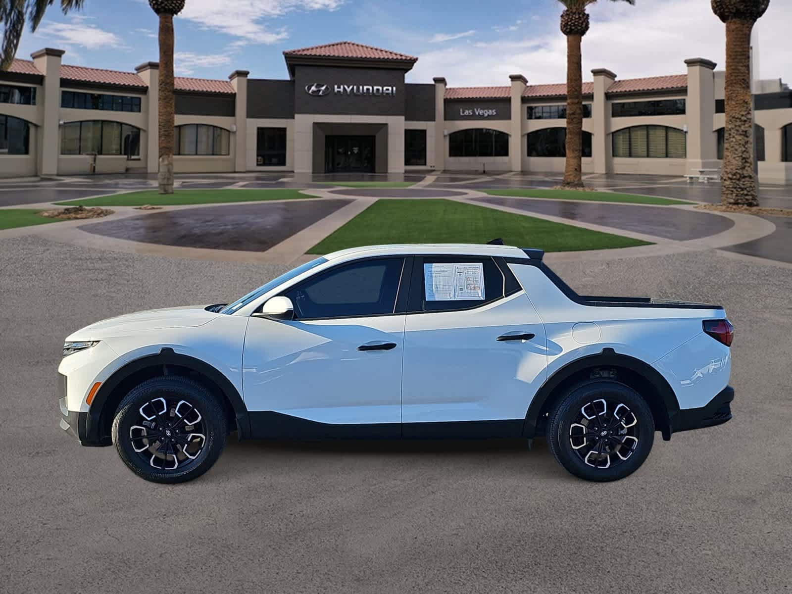 Used 2022 Hyundai Santa Cruz SE FWD image 5