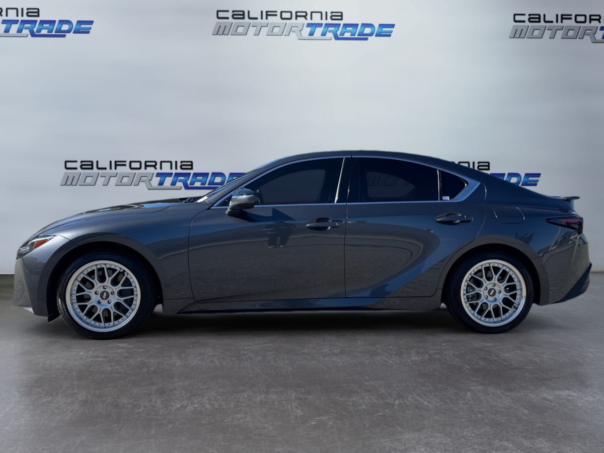 Used 2021 Lexus IS 300 AWD w/ Comfort Package image 8