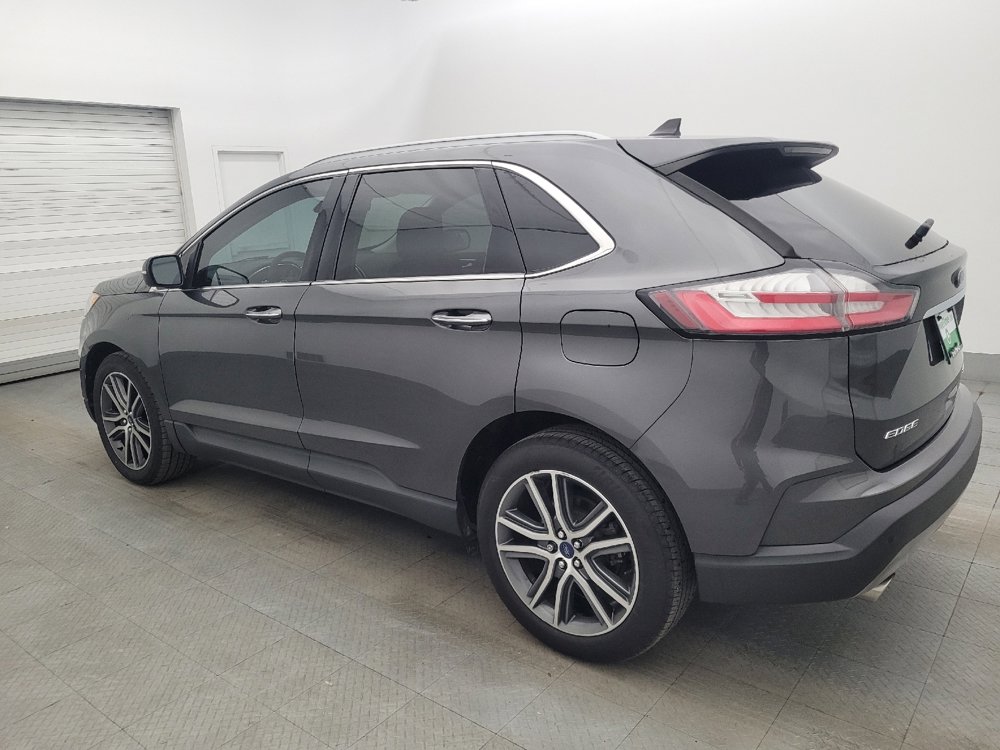 Used 2020 Ford Edge Titanium image 3