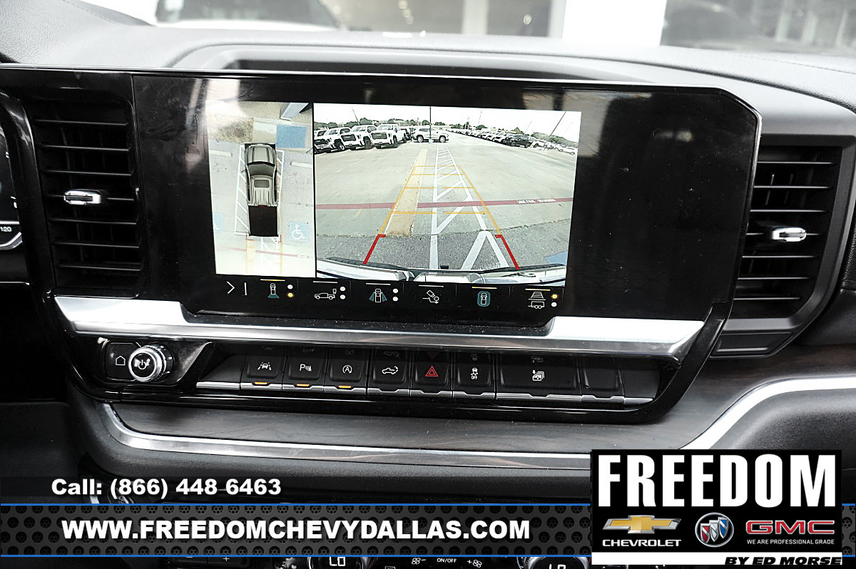 Used 2023 GMC Acadia SLE w/ Driver Convenience Package FWD image 16