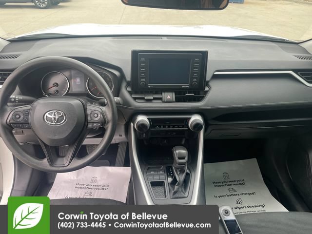 Used 2021 Toyota RAV4 LE FWD image 20