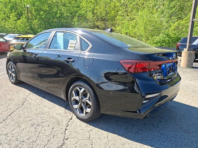Used 2020 Kia Forte LXS FWD image 3