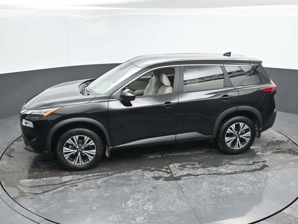 Used 2023 Nissan Rogue SV image 40
