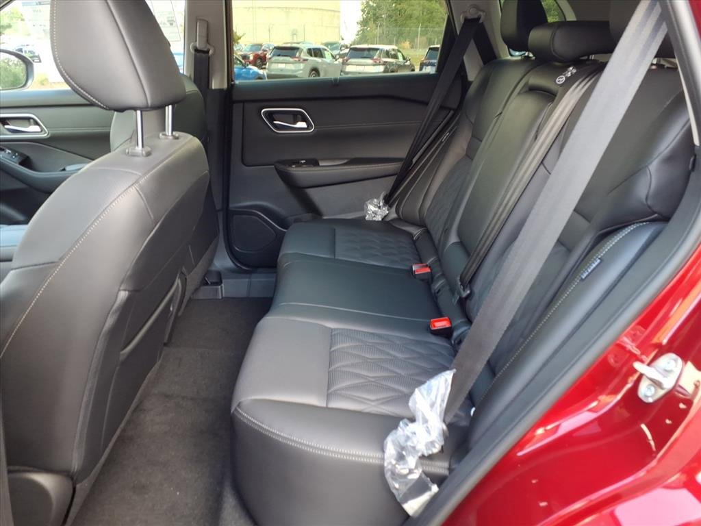 New 2026 Nissan Rogue Platinum w/ Platinum Premium Package image 16