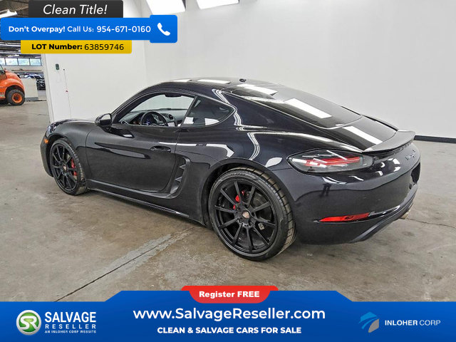 Used 2022 Porsche 718 Cayman RWD image 3