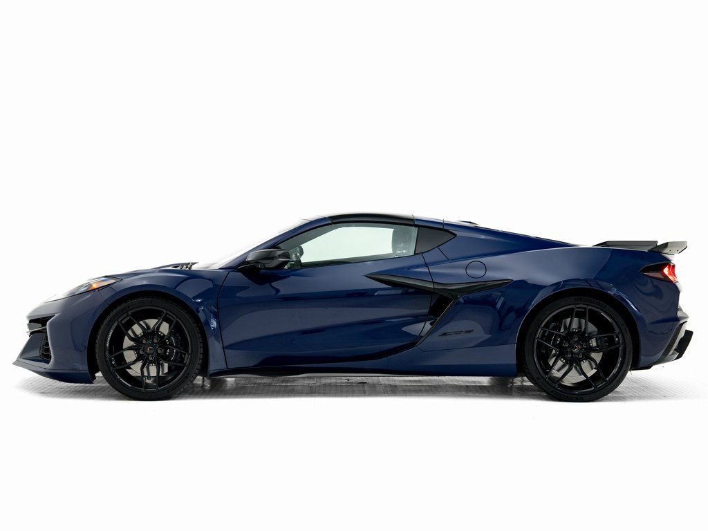 Used 2025 Chevrolet Corvette Z06 w/ Battery Protection Package image 39