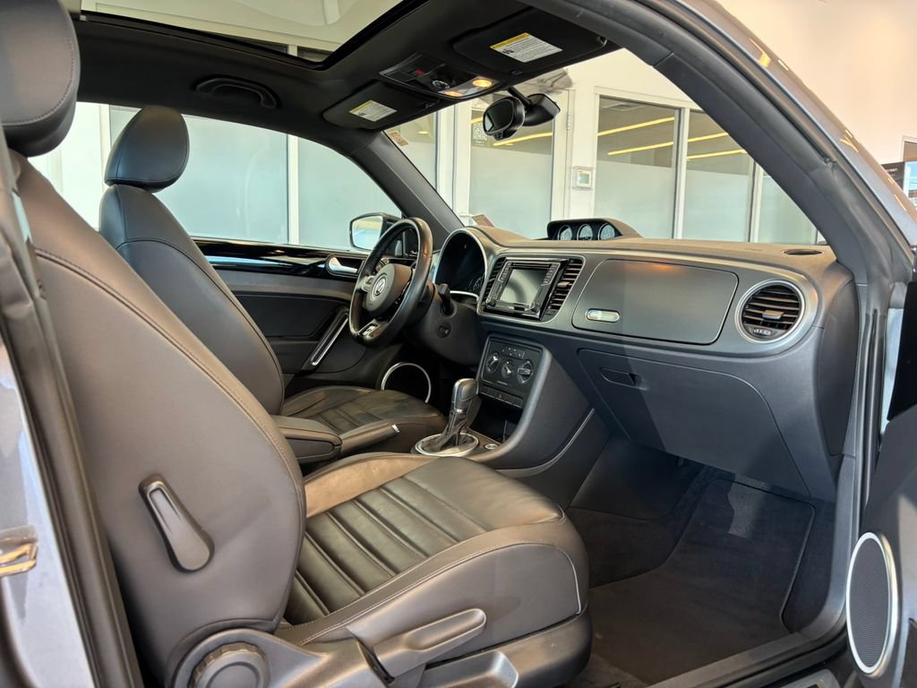 Used 2016 Volkswagen Beetle R-Line SEL FWD image 23