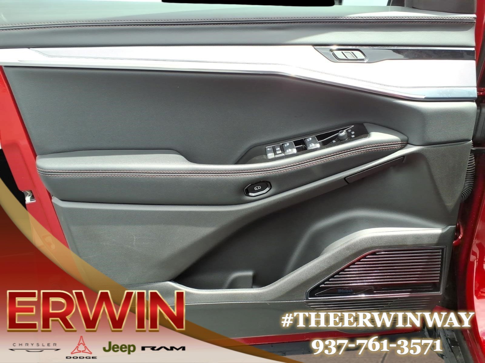 Used 2024 Jeep Wagoneer Launch Edition AWD/4WD image 10