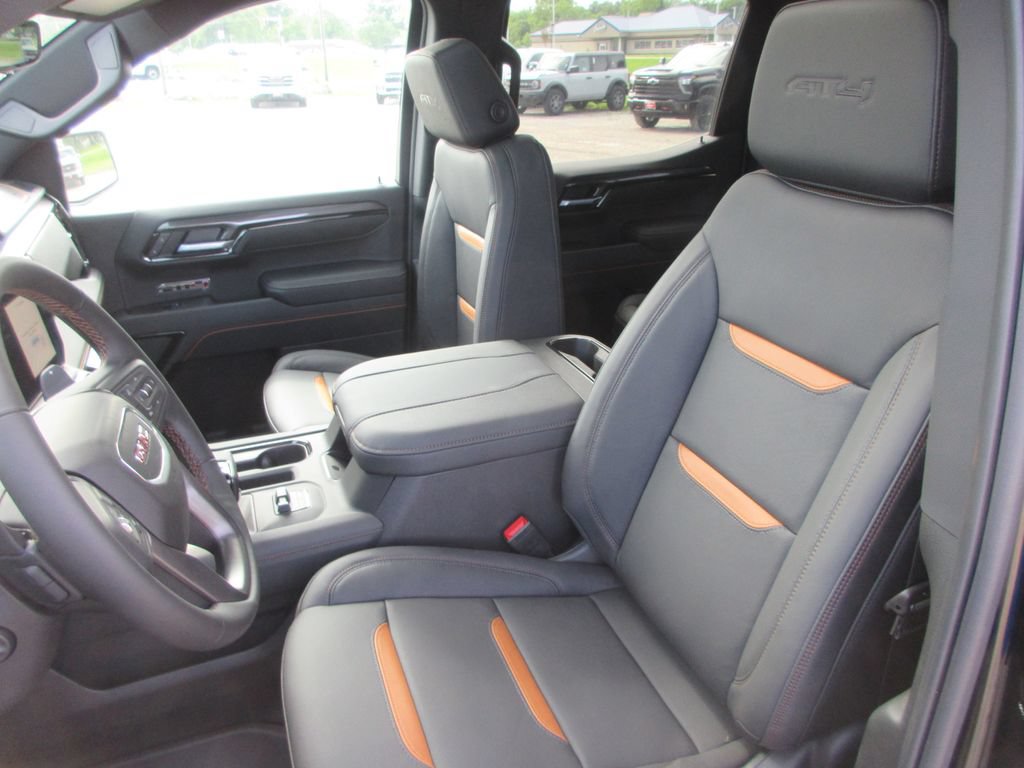 New 2026 GMC Sierra 1500 AT4 w/ AT4 Premium Package AWD/4WD image 13