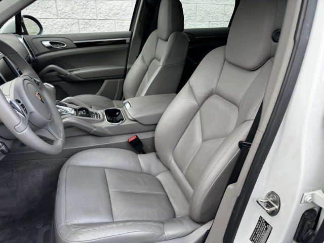 Used 2013 Porsche Cayenne image 7