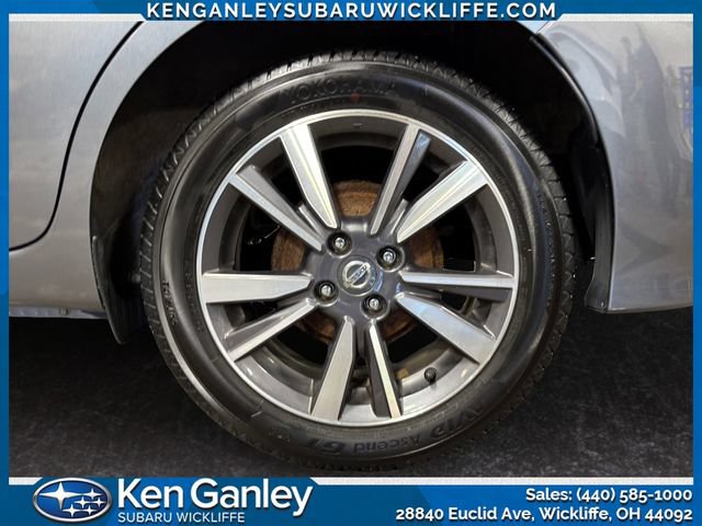Used 2017 Nissan Versa Note FWD image 24