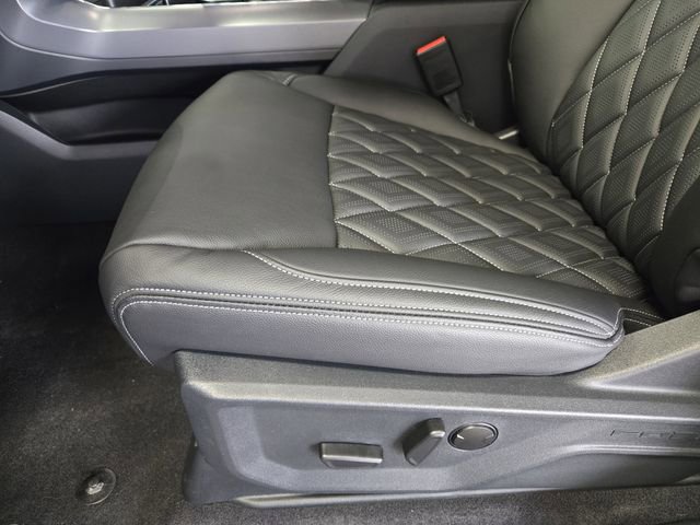 New 2025 Ford F150 XLT w/ Equipment Group 302A MID image 19