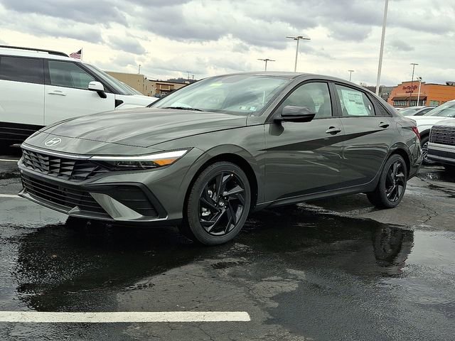 New 2026 Hyundai Elantra Sport image 2