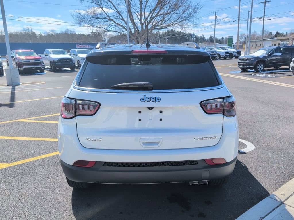 Used 2022 Jeep Compass Limited image 7