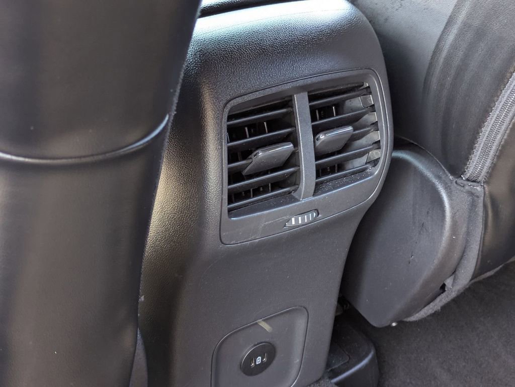 Used 2025 Ford Escape ST-Line image 26