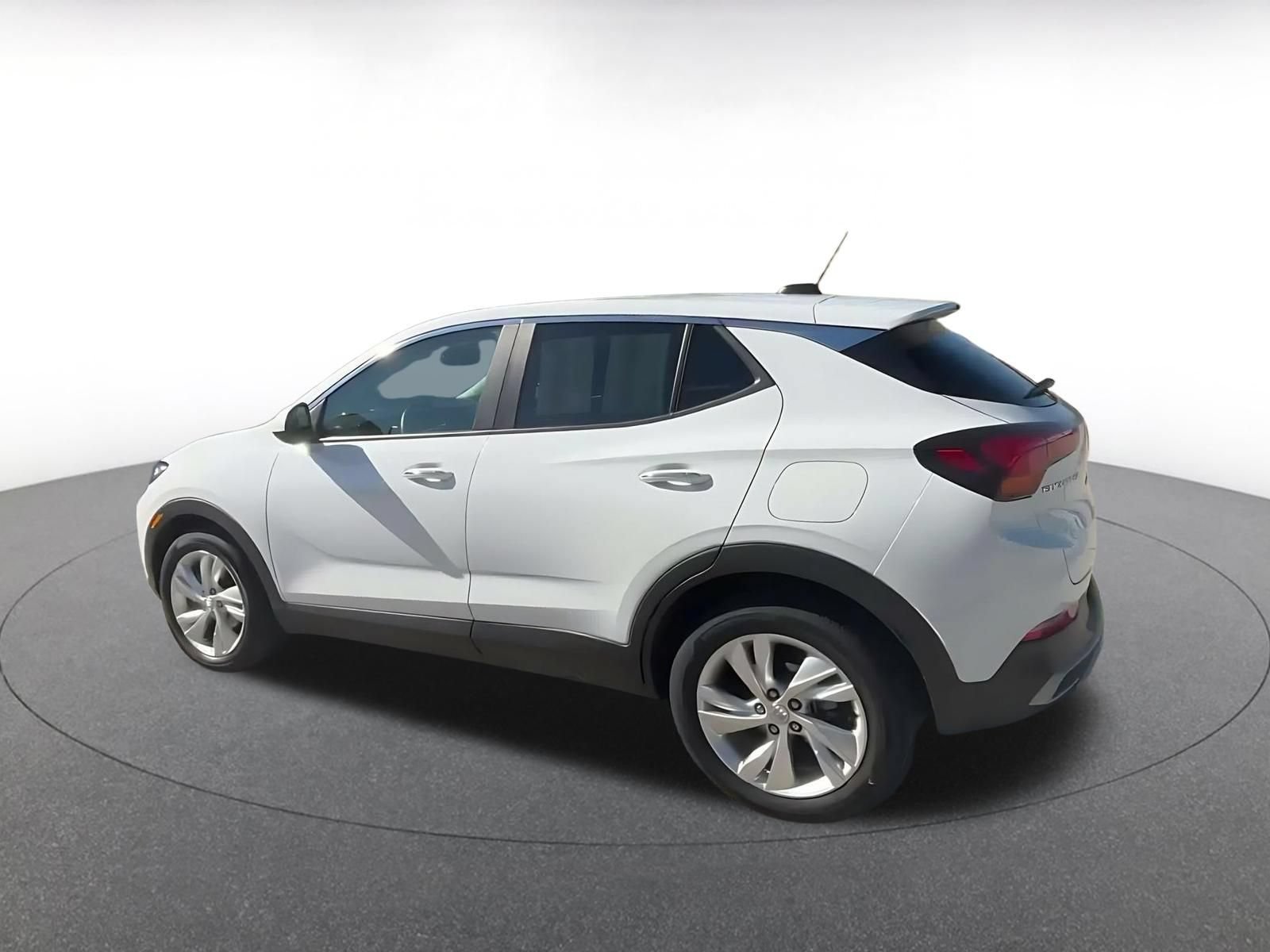 Used 2026 Buick Encore GX Preferred FWD image 9