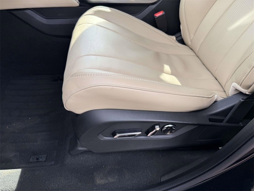 Certified 2025 Acura MDX w/ Technology Package image 11