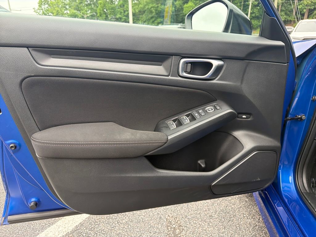 Used 2023 Honda Civic Sport image 13