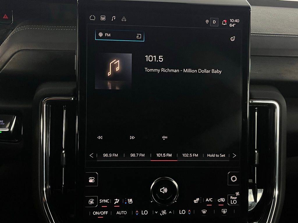 Used 2025 GMC Yukon Denali image 16