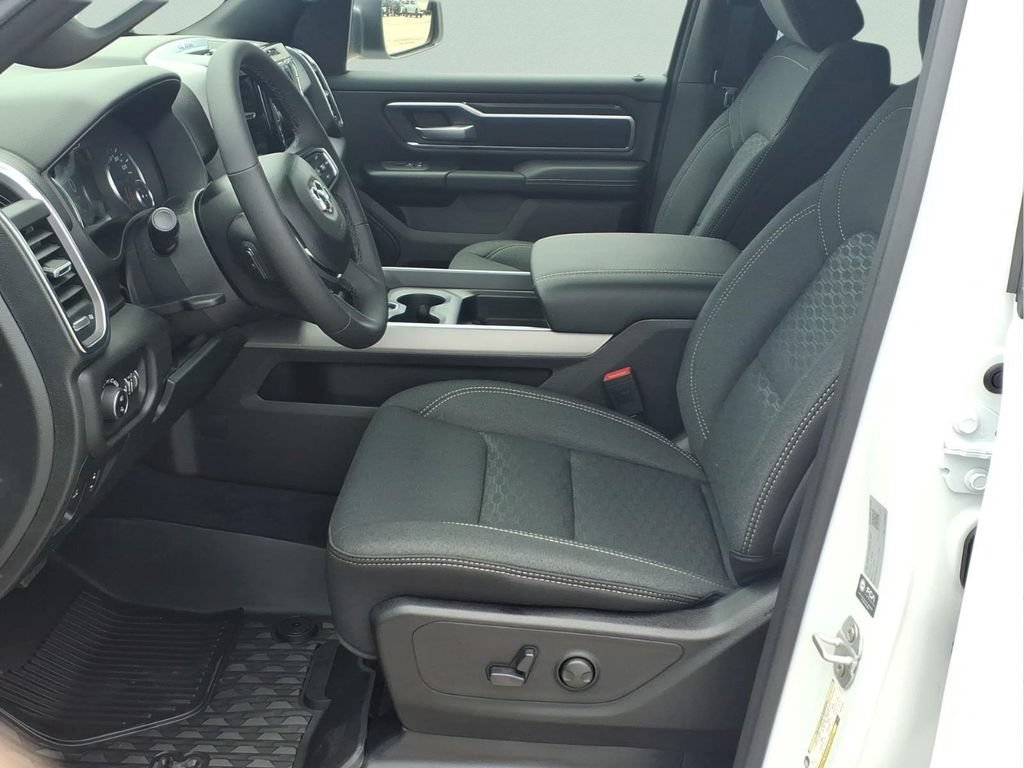 New 2026 RAM 1500 Lone Star AWD/4WD image 9