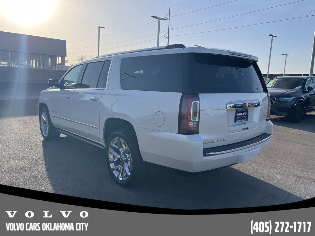 Used 2020 GMC Yukon XL Denali w/ Denali Premium Package image 7