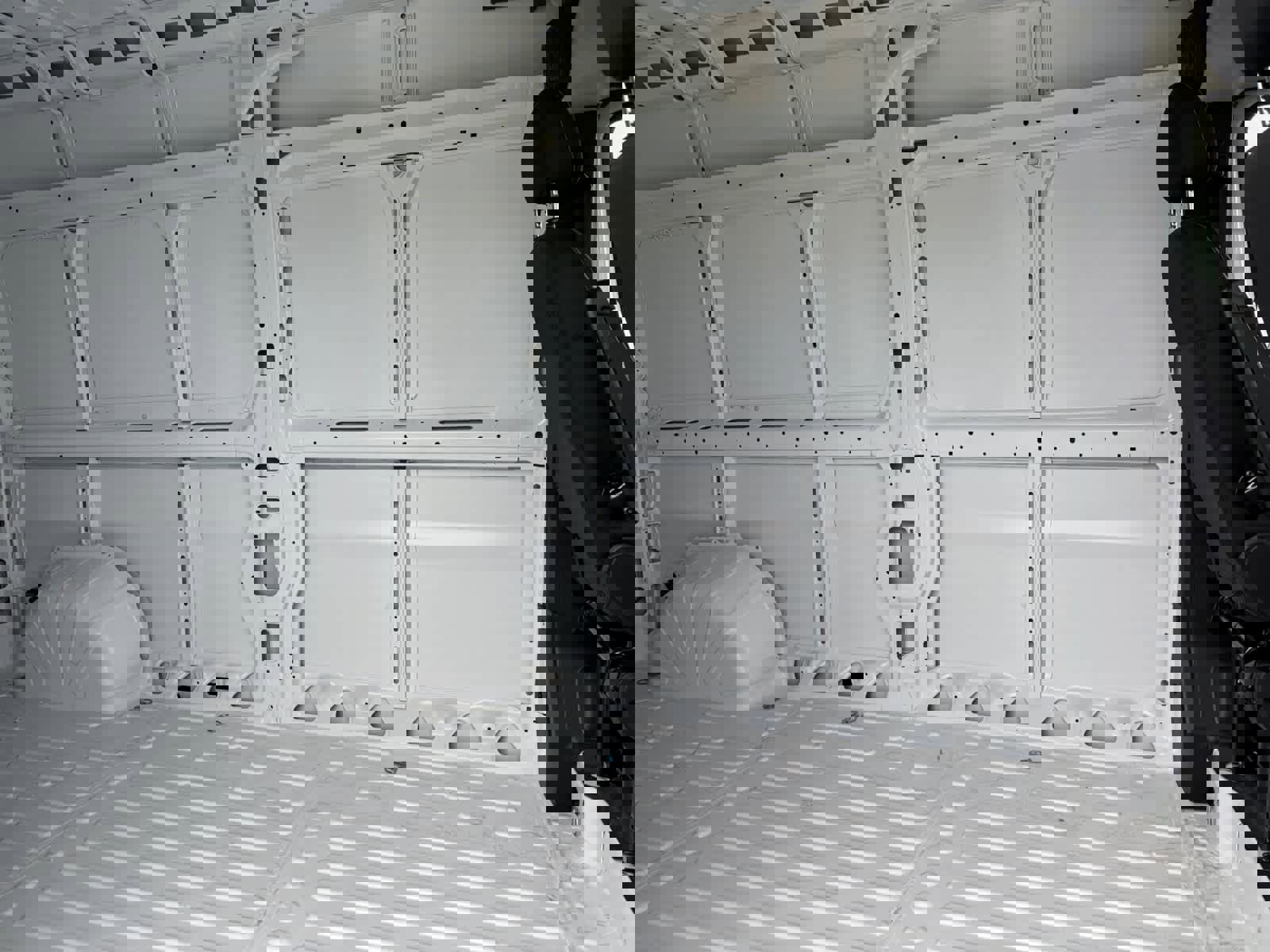 Used 2025 RAM ProMaster 2500 w/ Power Group image 21