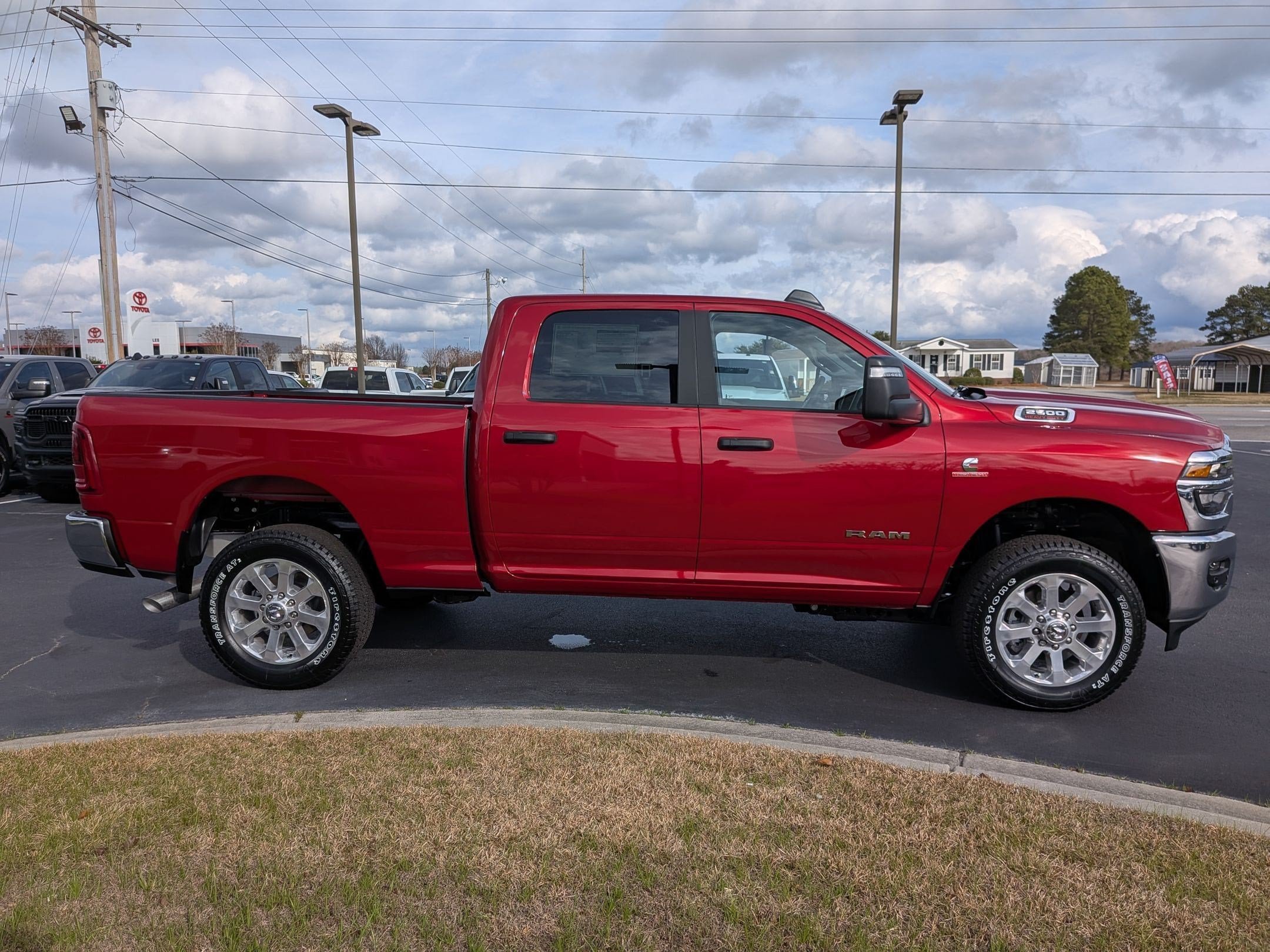 New 2026 RAM 2500 Big Horn AWD/4WD image 4