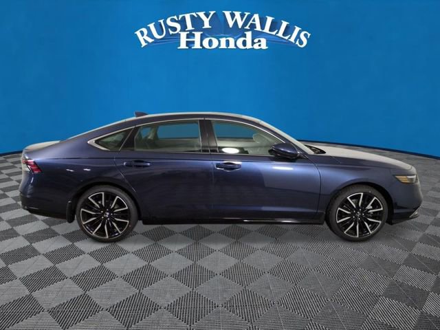 New 2026 Honda Accord Touring image 2