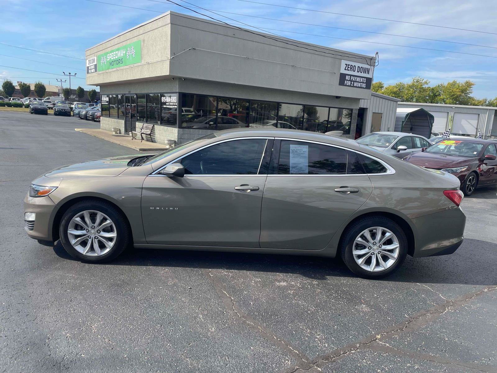 Used 2020 Chevrolet Malibu LT w/ Leather Package FWD image 4