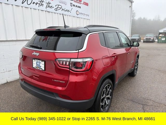 Used 2025 Jeep Compass Limited image 13